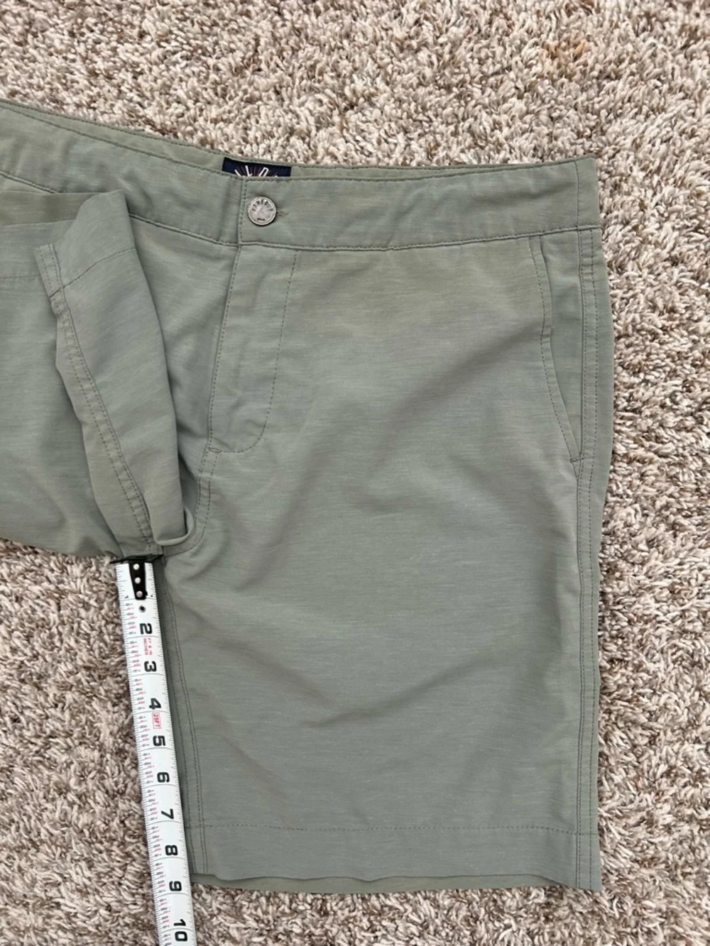 Faherty All Day Shorts Mens 33 Sage Green Gorpcore 9” Stretch Hybrid Golf
